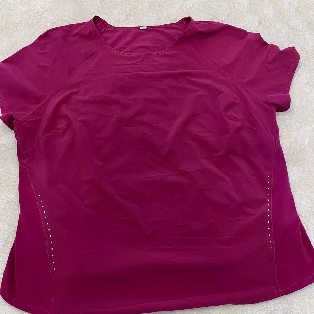 lululemon athletica Lightweight Stretch Run Short Sleeve in Magenta Purple